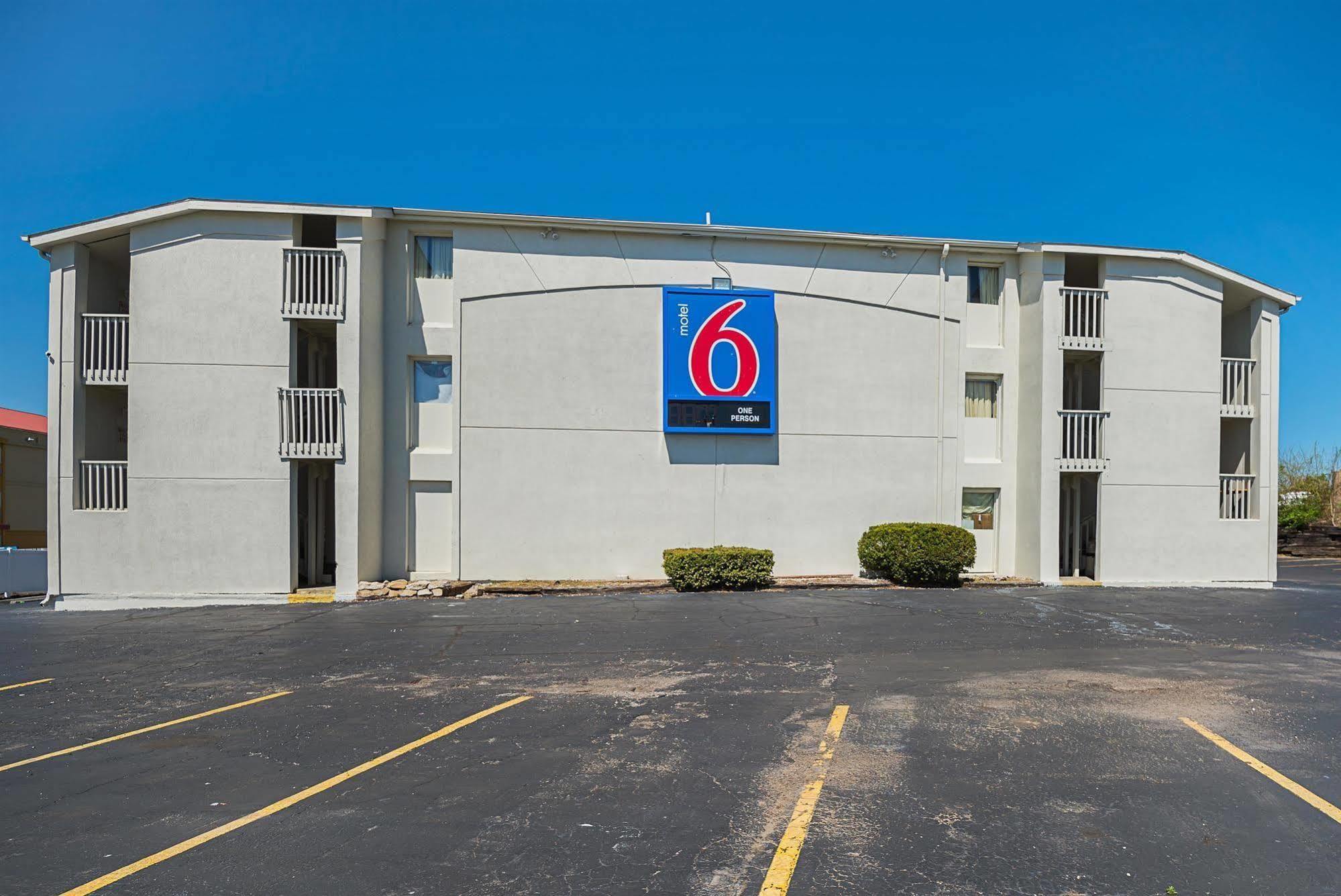 Motel 6-Blue Springs, Mo Exterior foto